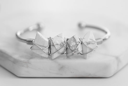 Devi Collection - Silver Pepper Bracelet